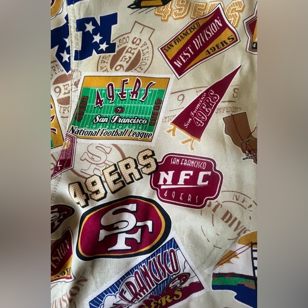 San Francisco Forty Niners NFL Hawaiian Style Shirt - Picture 7 of 9